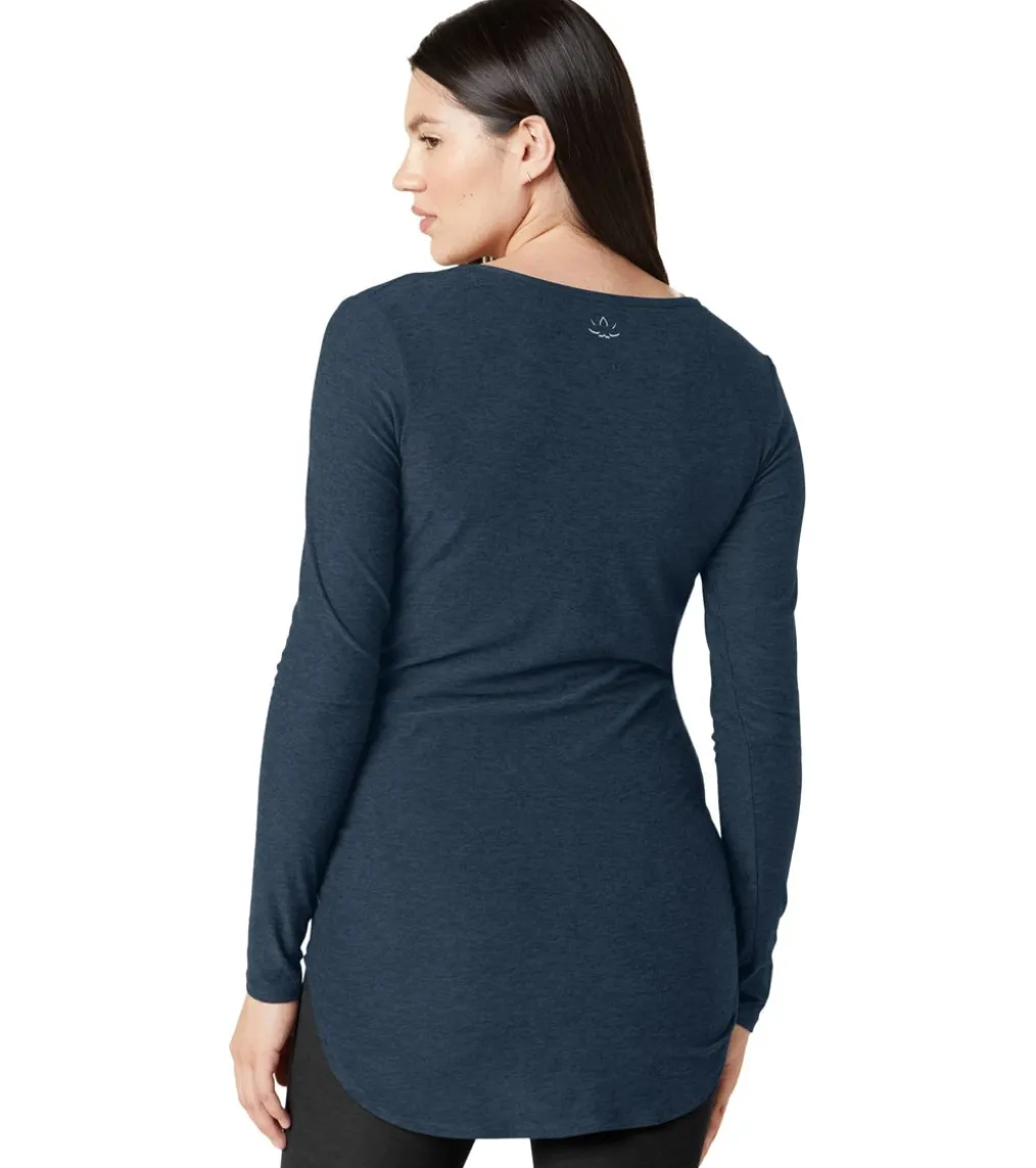 Beyond Yoga Featherweight Count On Me Maternity Crew Pullover