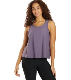 Beyond Yoga Featherweight Flutter Tank