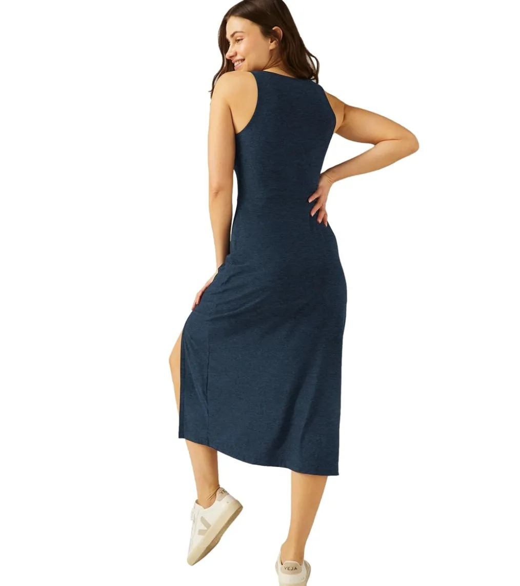 Beyond Yoga Featherweight Getaway Dress