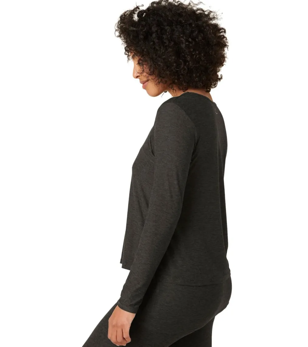 Beyond Yoga Featherweight Under Wraps Nursing Overlap Long Sleeve Tee