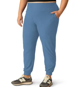 Beyond Yoga Plus Size Spacedye Midi Joggers