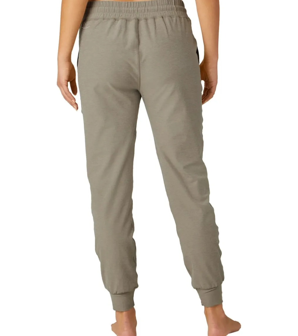 Beyond Yoga Spacedye Commuter Midi Joggers