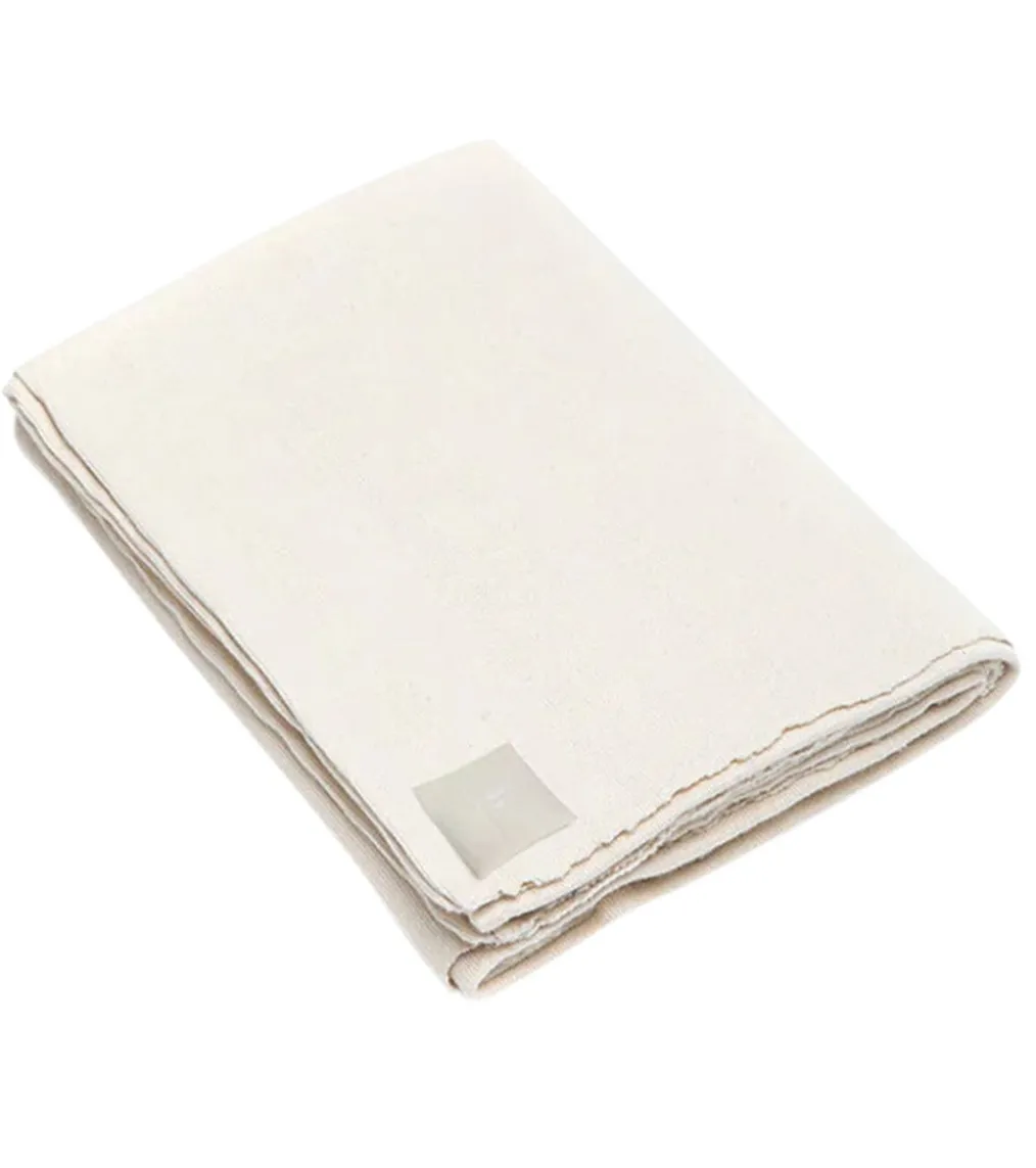 B, Halfmoon Everyday Blanket