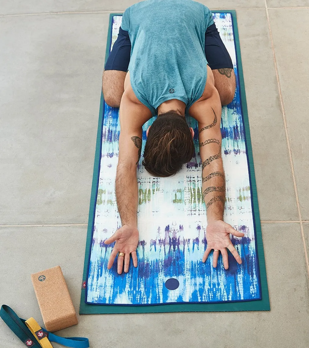 Manduka Yogitoes+ Repreve® Yoga Mat Towel, 71"
