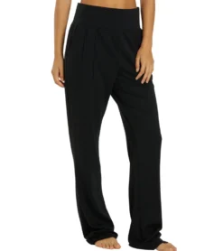 Marika Arlo Pant