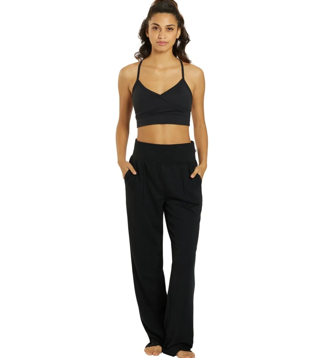 Marika Arlo Pant