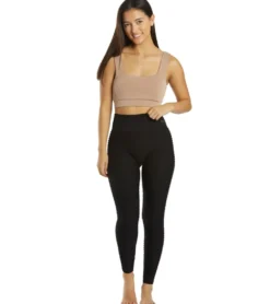 NUX Pucker Up Leggings