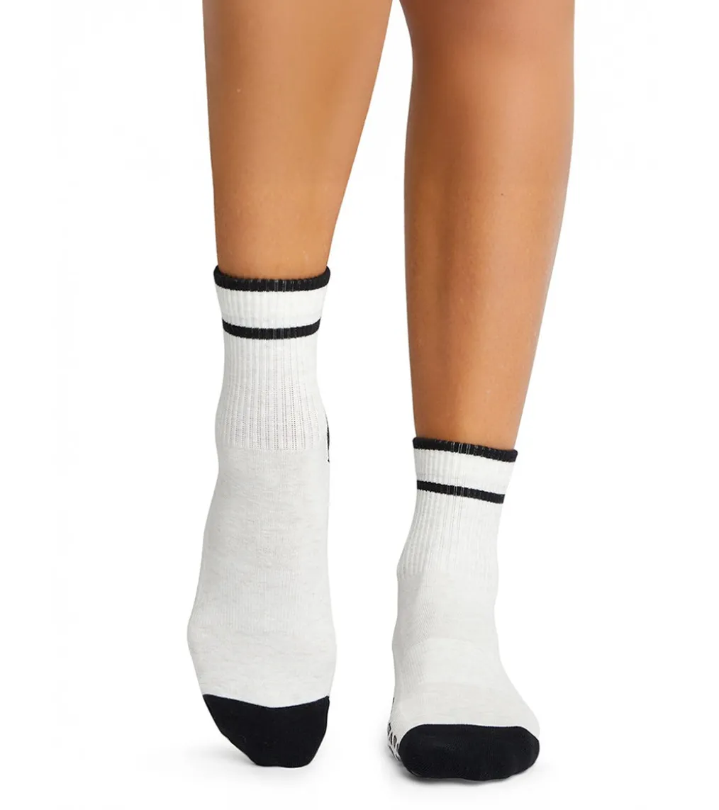 Tavi Aria Yoga Grip Socks