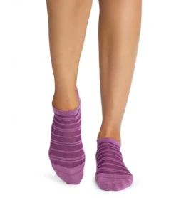 Tavi Breeze Savvy Grip Socks