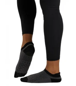 Tavi Savvy Grip Socks