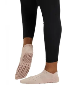 Tavi Savvy Grip Socks