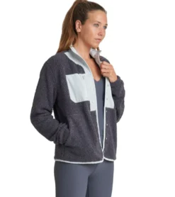 Thrive Societe Sherpa Snap Jacket