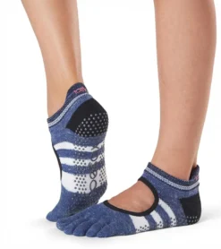 Toesox Bellarina Full-Toe Yoga Grip Socks