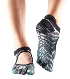 Toesox Bellarina Full-Toe Yoga Grip Socks