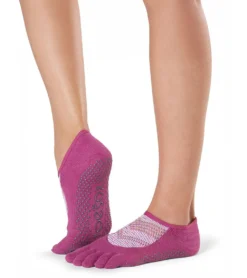Toesox Luna Full-Toe Yoga Grip Socks