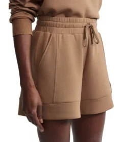 Varley Atrium High Rise 4.5 Short