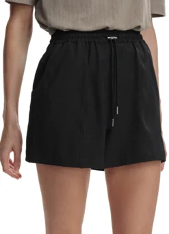 Varley Esmond 3
