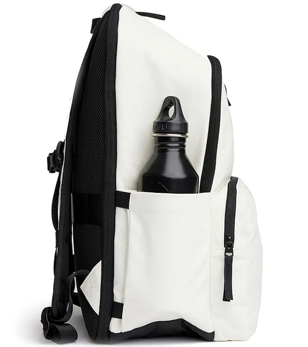 Vooray 2nd Avenue Backpack